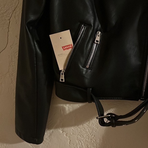 Levi’s Women's Vegan Leather Moto Jacket - Picture 10 of 13